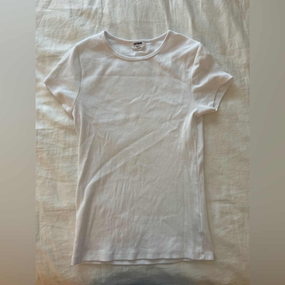 white ribbed cotton on tee